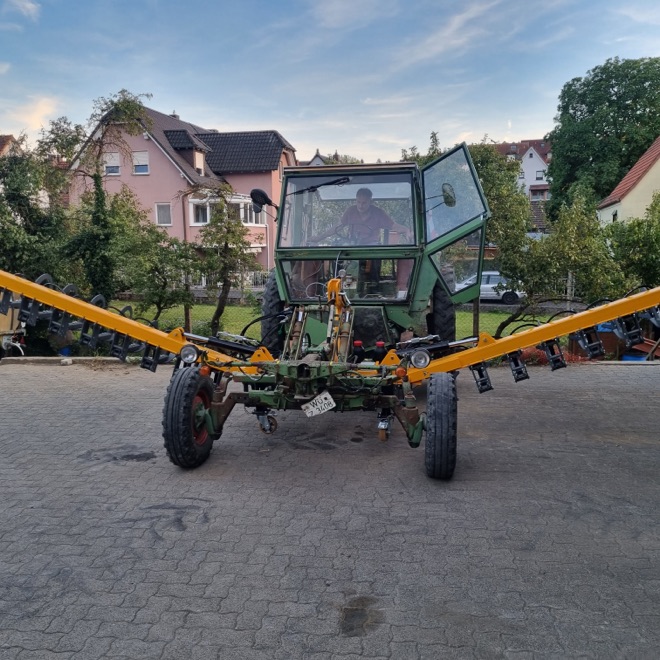 Landwirtschaftliche Hacke zur Beikrautregulierung