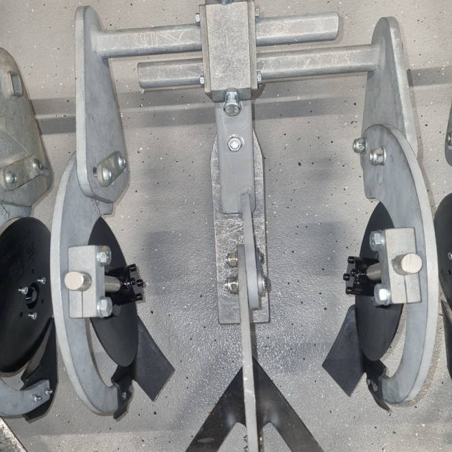 Landwirtschaftliche Hacke zur Beikrautregulierung